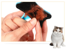 One Push Cleaning Brush for Dogs and Cats